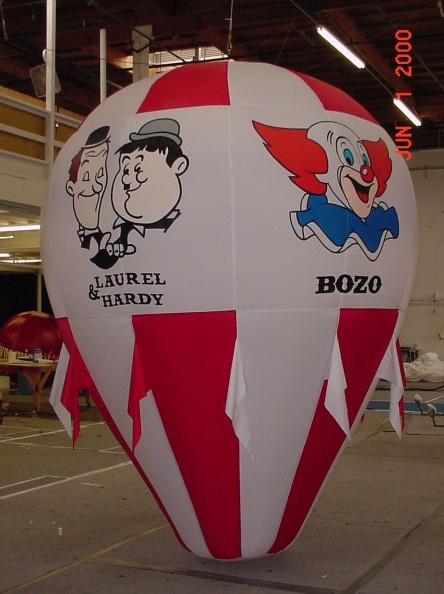 Red White Rooftop Ad Boza Balloon